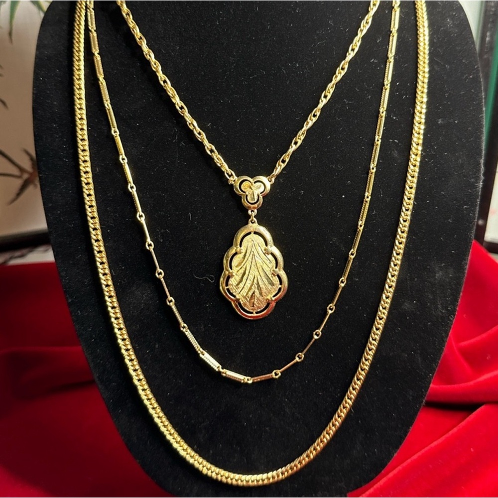 Unlisted Jewelry